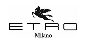 意大利品牌艾特罗(Etro)，翻译为中文就是“格调”的意思，是新传统主义的代表。在创立初期，Etro专注于生产高档的纺织品面料，使用高质量的天然纤维，配以优雅的设计、时尚的色彩和精致的工艺，生产出巧夺天工的精美面料。1981年诞生的腰果花纹 (ETRO Paisley Print) 设计，至今一直是tro每季新时装的主题，反映了热情的旅行文化。